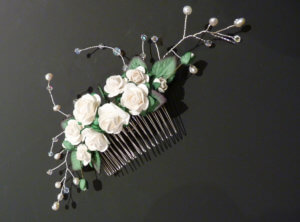 Flower comb with beads.